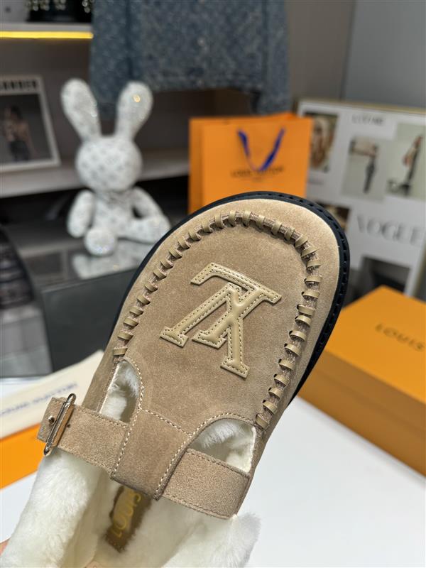 2025126104517400 300